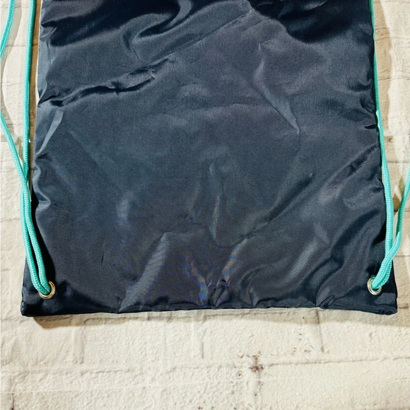Thirty-One Navy Turtle Drawstring BackPack NEW - Picture 5 of 10